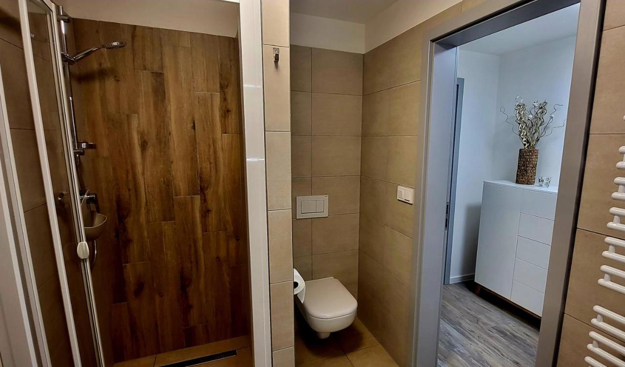 로끼뜨니쩨나드이제로우 Loft Rezidence Vista 아파트 외부 사진